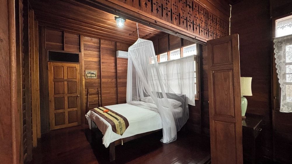 Was Na Yajai Standard Triple Room 9