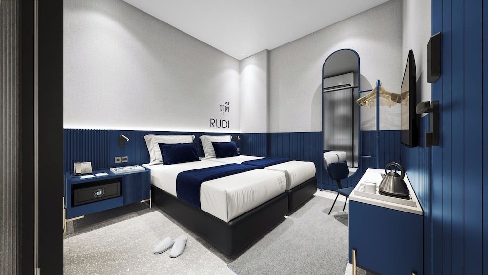 ARNI HER Ladies Hotel Standard Twin Room, Women only