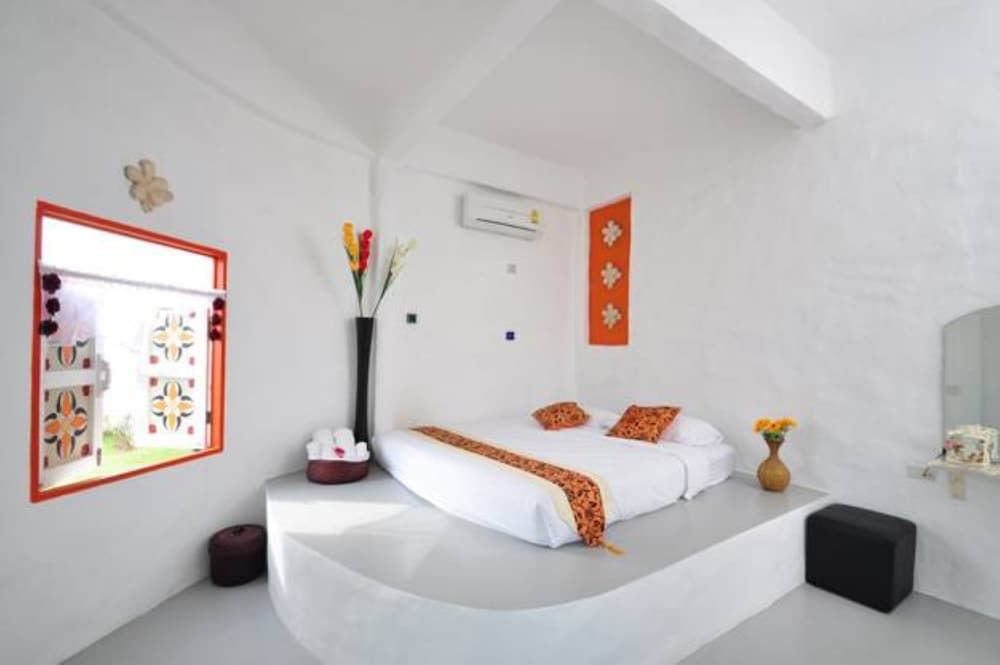 Suite, Mountain View