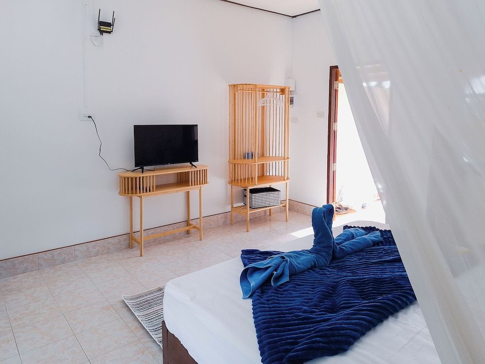 Burni Houses Comfort Apartment, Lake View 5