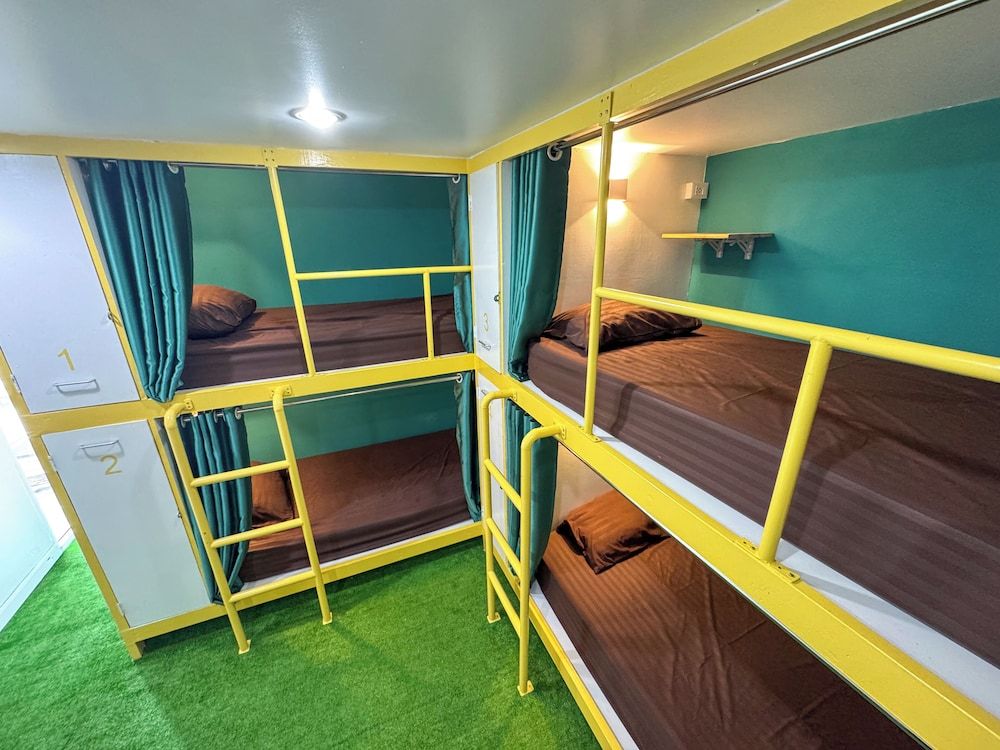 Banana Bunkhouse Hostel Standard Shared Dormitory, City View 2