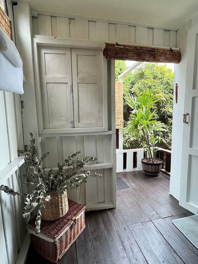 4000Dao-A Hilltop Hideaway Experience Signature Suite, Hot Tub, Mountain View 12