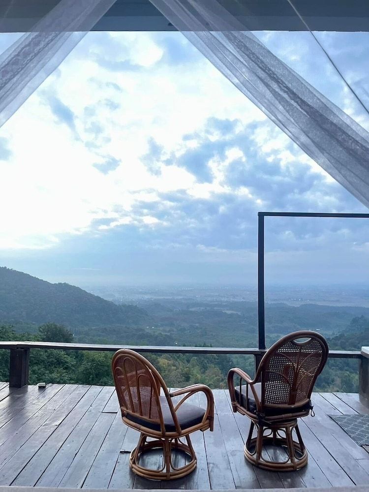 4000Dao-A Hilltop Hideaway Experience Panoramic Suite, Hot Tub, Mountain View 7