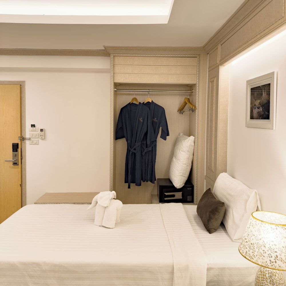Golden Empire Suvarnabhumi Hotel Superior Twin Room 3