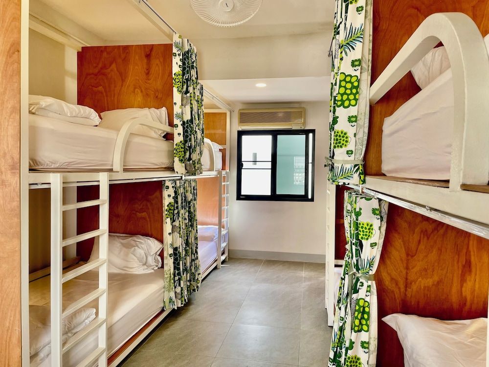 Economy Shared Dormitory, Mixed Dorm, Non Smoking