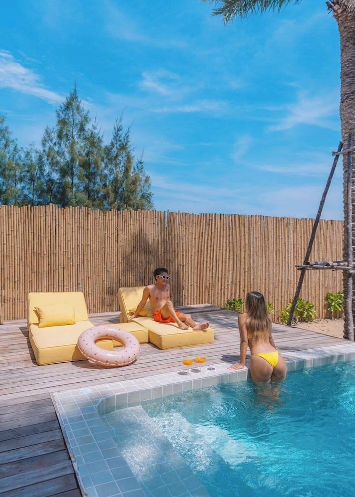 DEMI III Demi the third Owari's ie 11