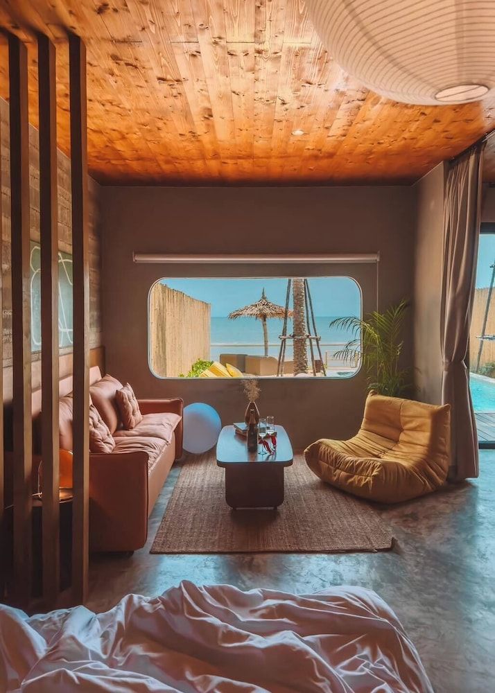 DEMI III Demi the third Owari's ie 8