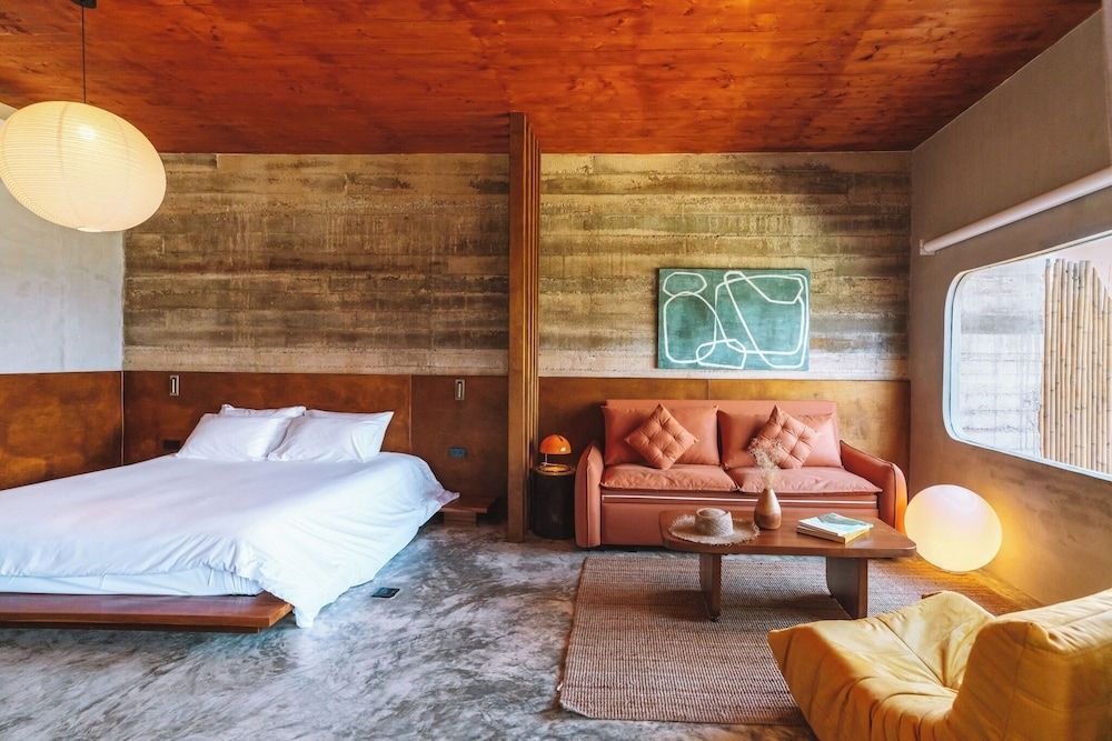 DEMI III Demi the third Owari's ie 3