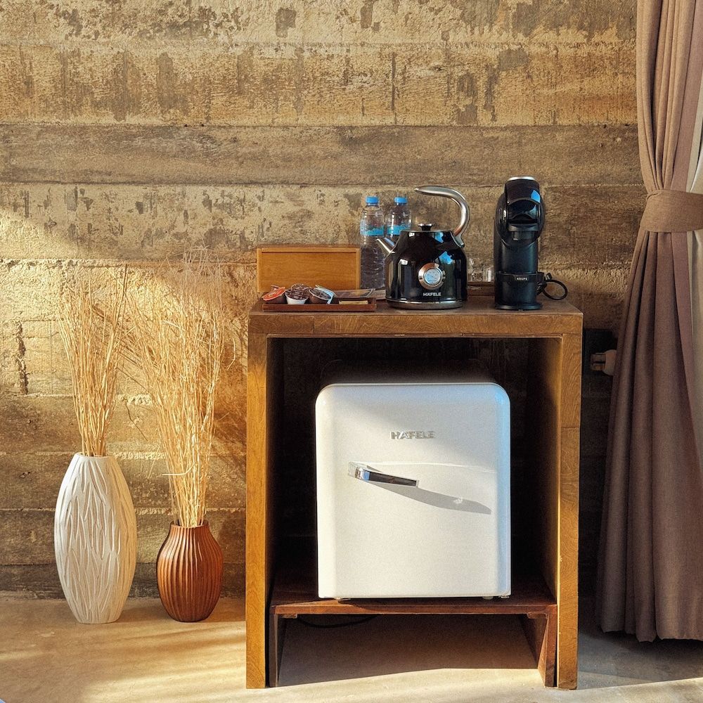 DEMI III Demi the third Sun 14