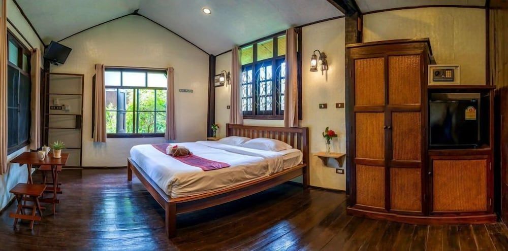 Deluxe Double Room, Garden View