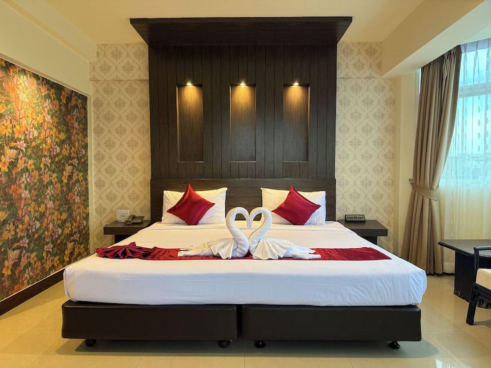 Suncity Hotel Pattaya Superior Double Room 10