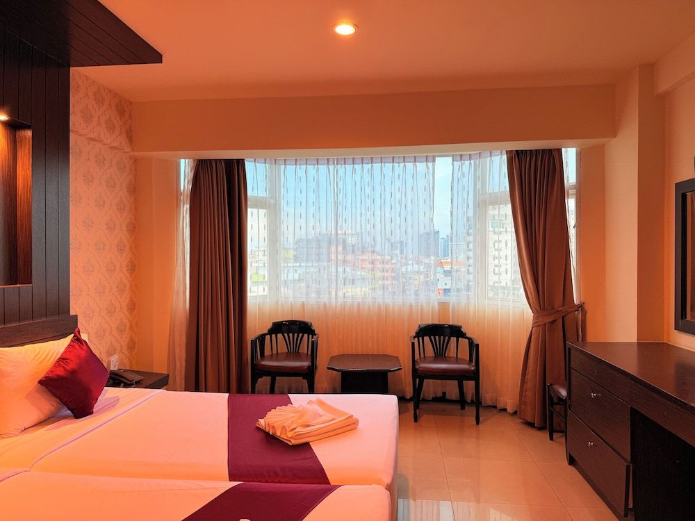 Suncity Hotel Pattaya Superior Twin Room 8