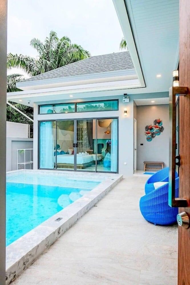 The Tropical Pool Villa Ao Nang Comfort Villa, 3 Bedrooms, Balcony 18