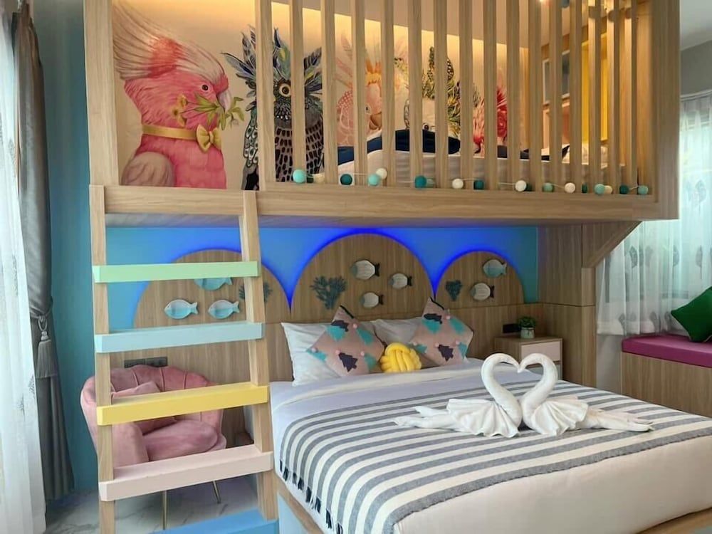 The Tropical Pool Villa Ao Nang Design Villa, 3 Bedrooms, Balcony 4