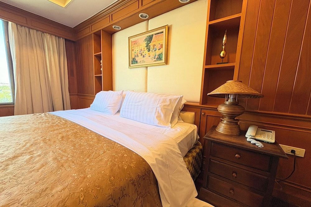 Taksila Hotel Grand Suite 5