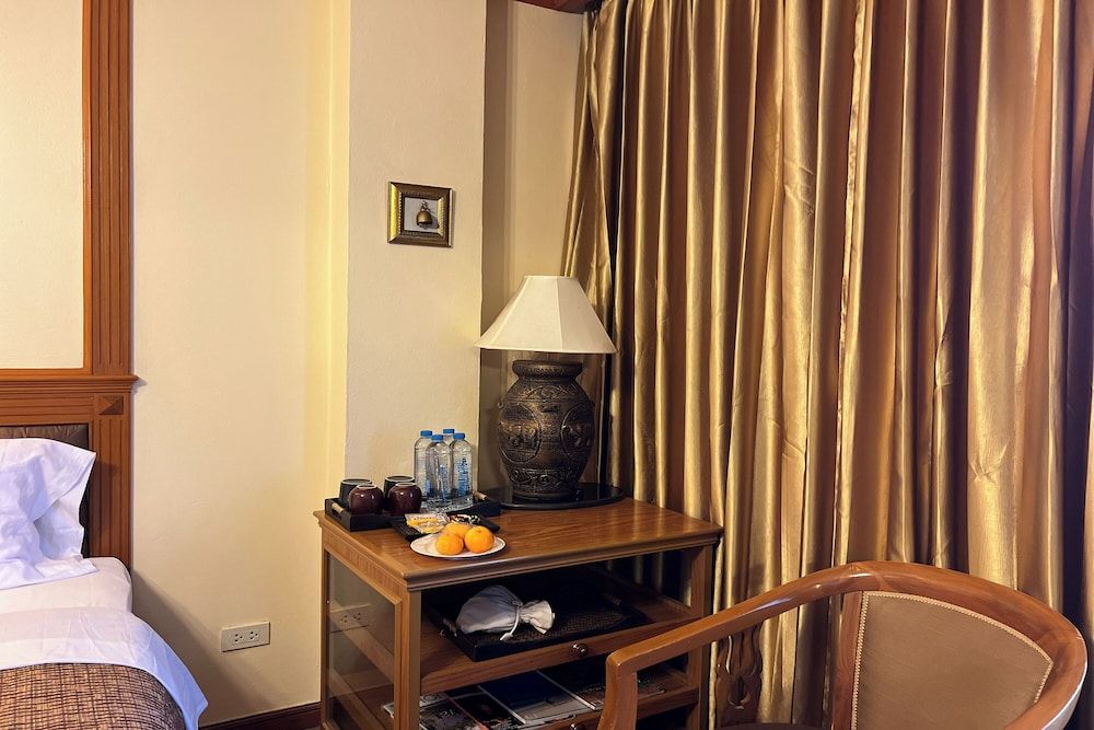 Taksila Hotel Junior Suite Twin 11