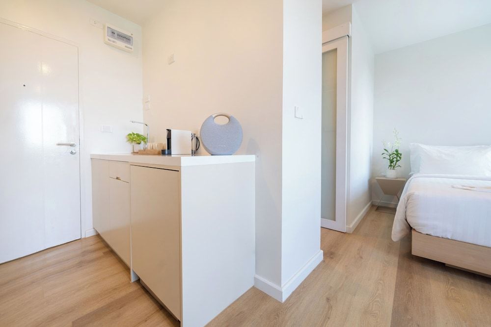 Zcape X2 Condominium in Bang Tao Apartment, Non Smoking, Balcony 6