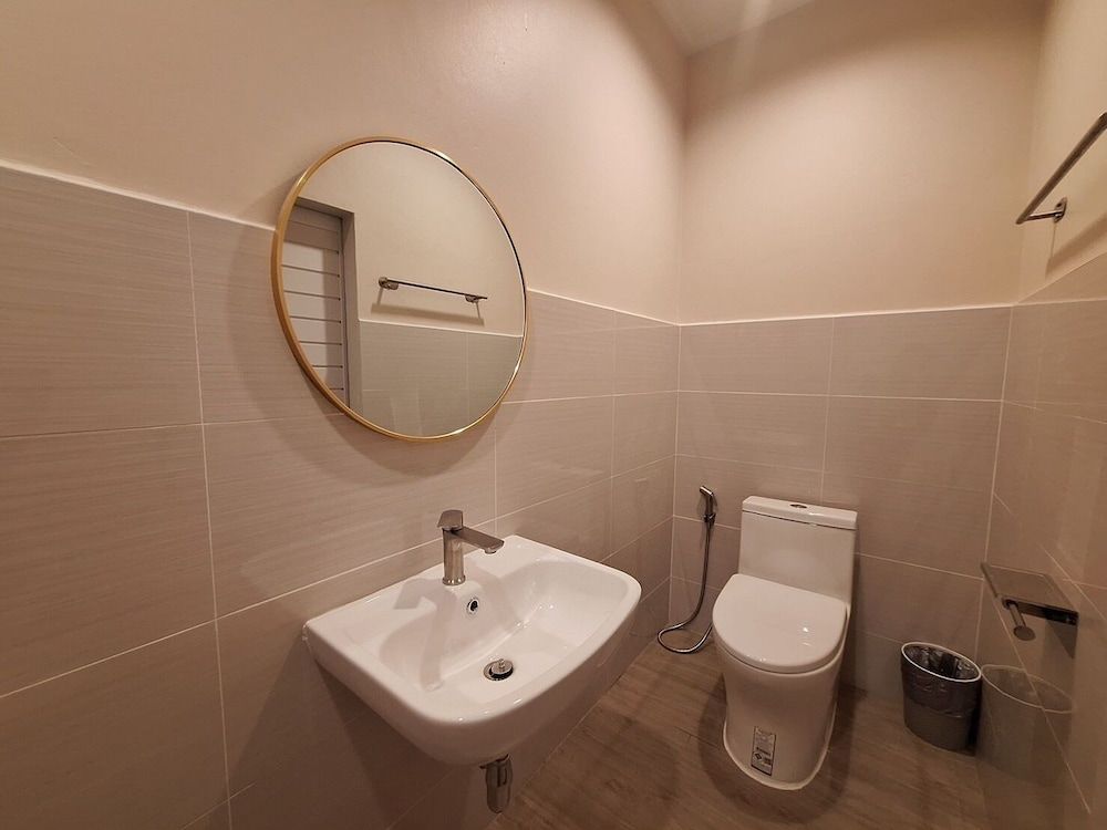 Trat Hometown Superior Room, City View 13