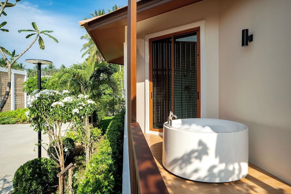 Natural Beach Resort Superior Garden view