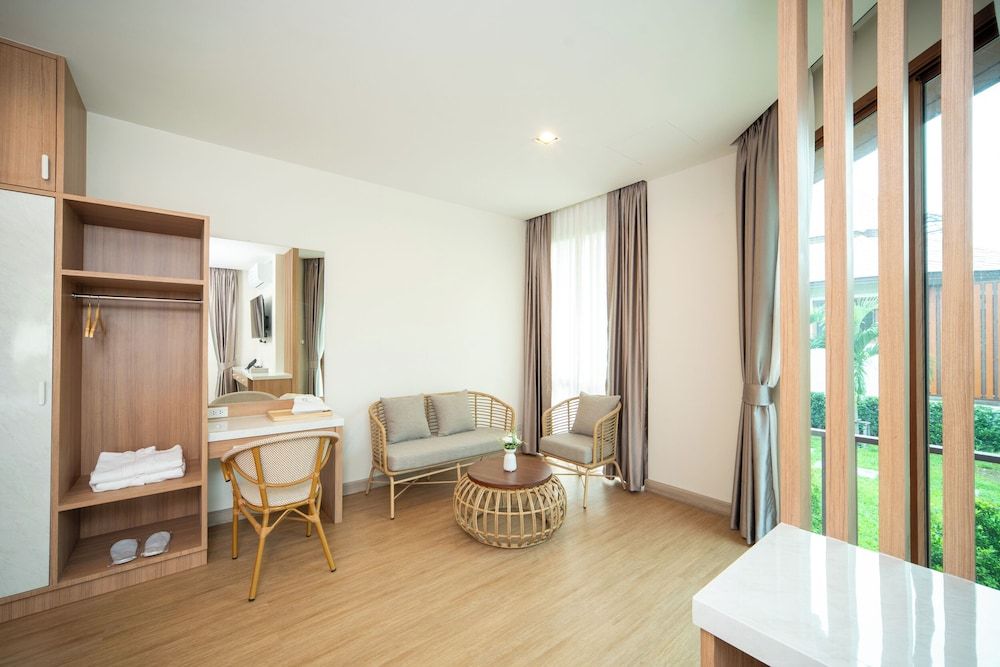 Natural Beach Resort Superior Garden view 5