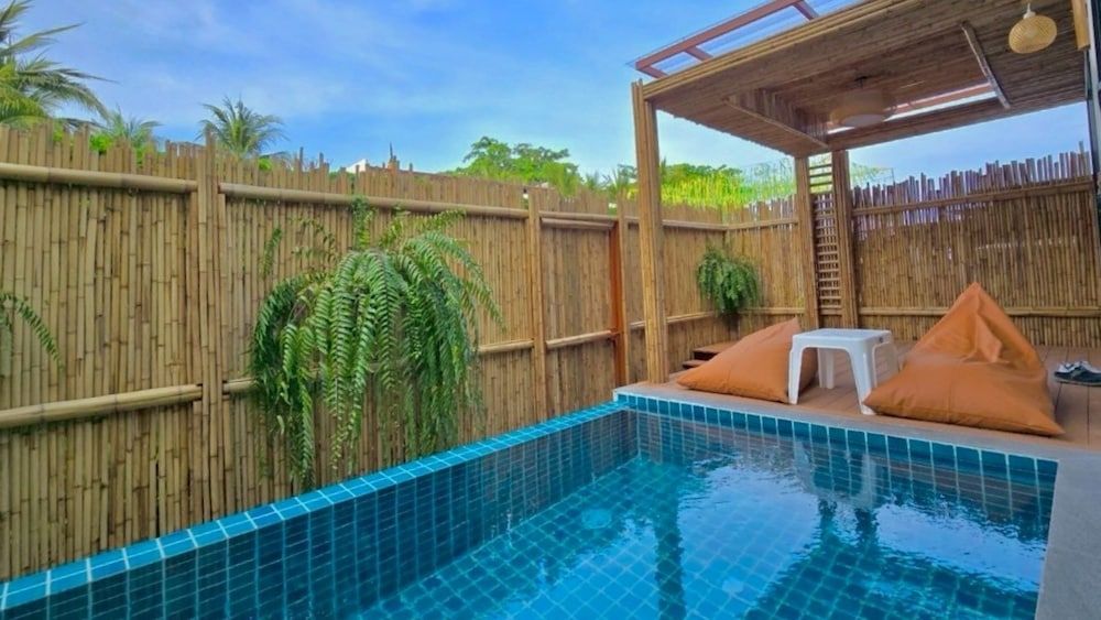 Ubox samui Hostel & Bungalows Villa with private swimming pool 11