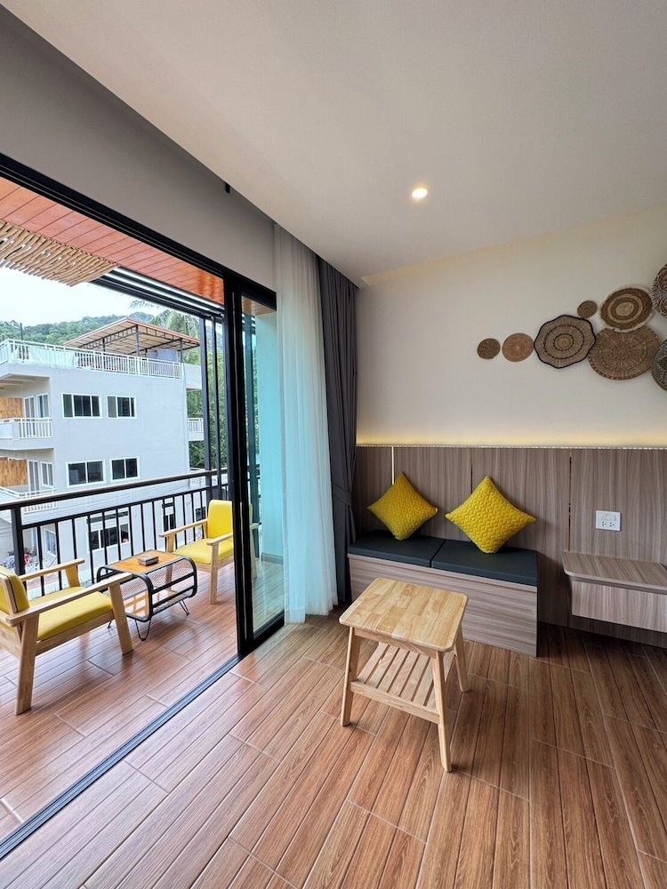 mar ozo kohtao Deluxe Room, Mountain View 7