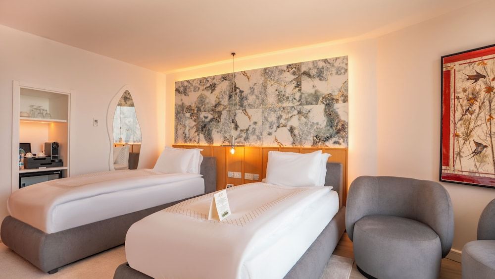 Qlusive Hotel Superior Twin Room, Balcony 6