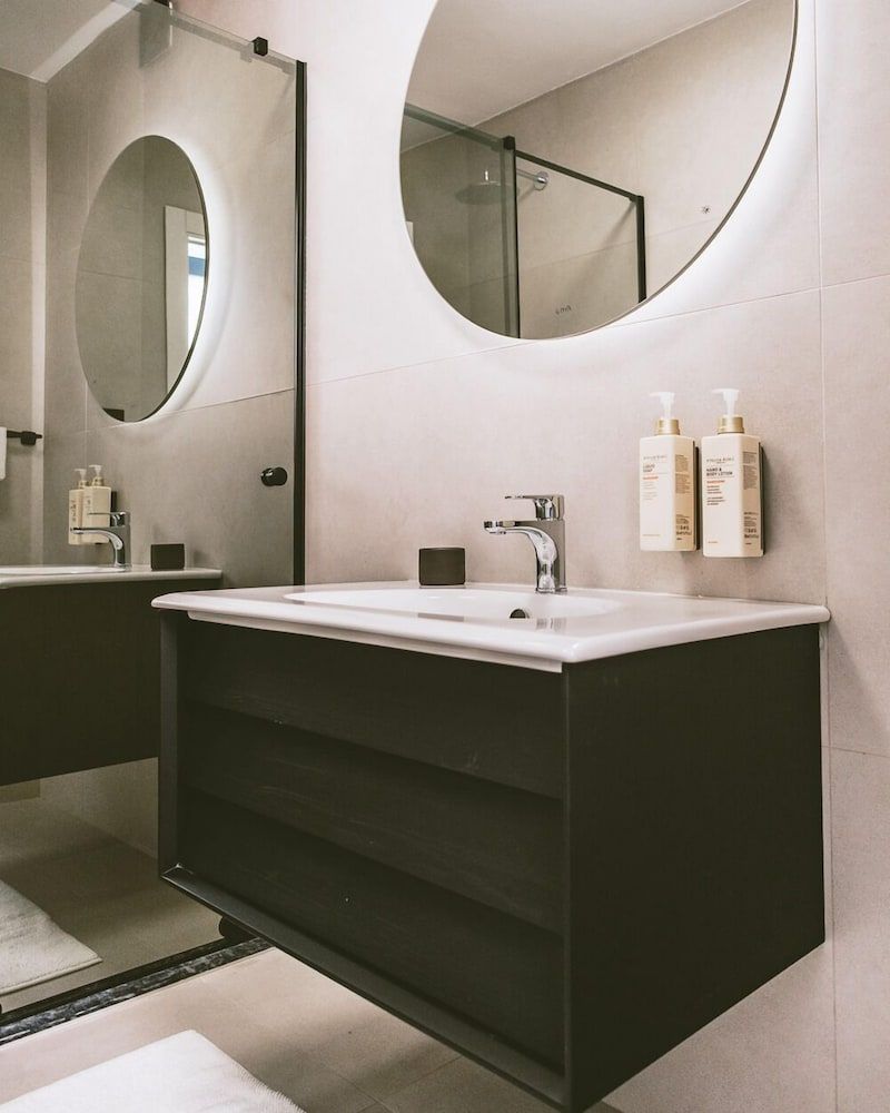 The Ascents of Urla Double Room, 1 King Bed, Terrace, Mountain View 4