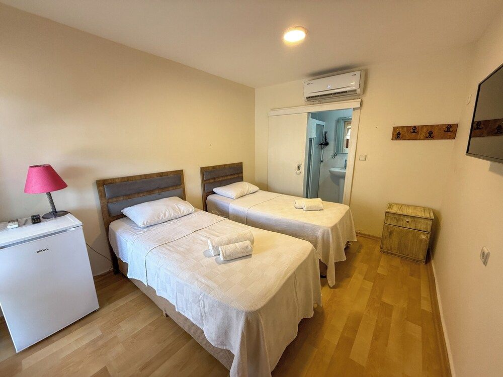 Address Küçükkuyu Twin Room 3