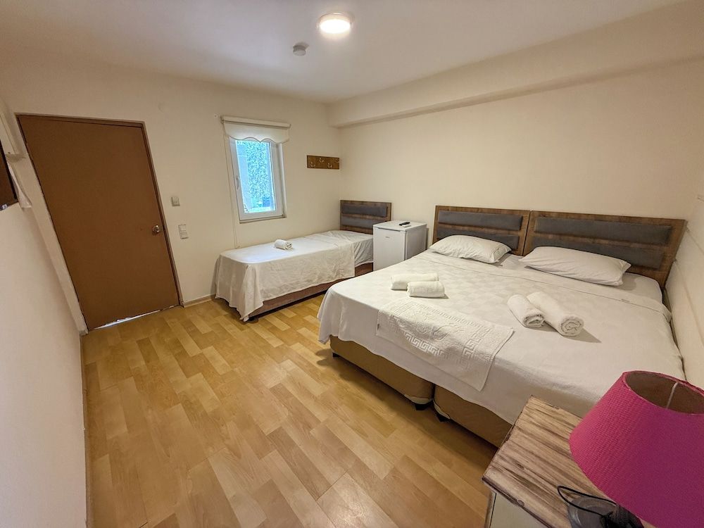 Address Küçükkuyu Triple Room 3