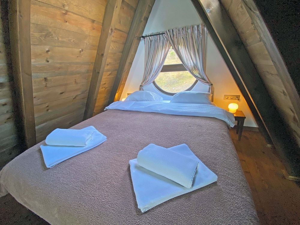 Family Chalet, Fireplace, Garden Area