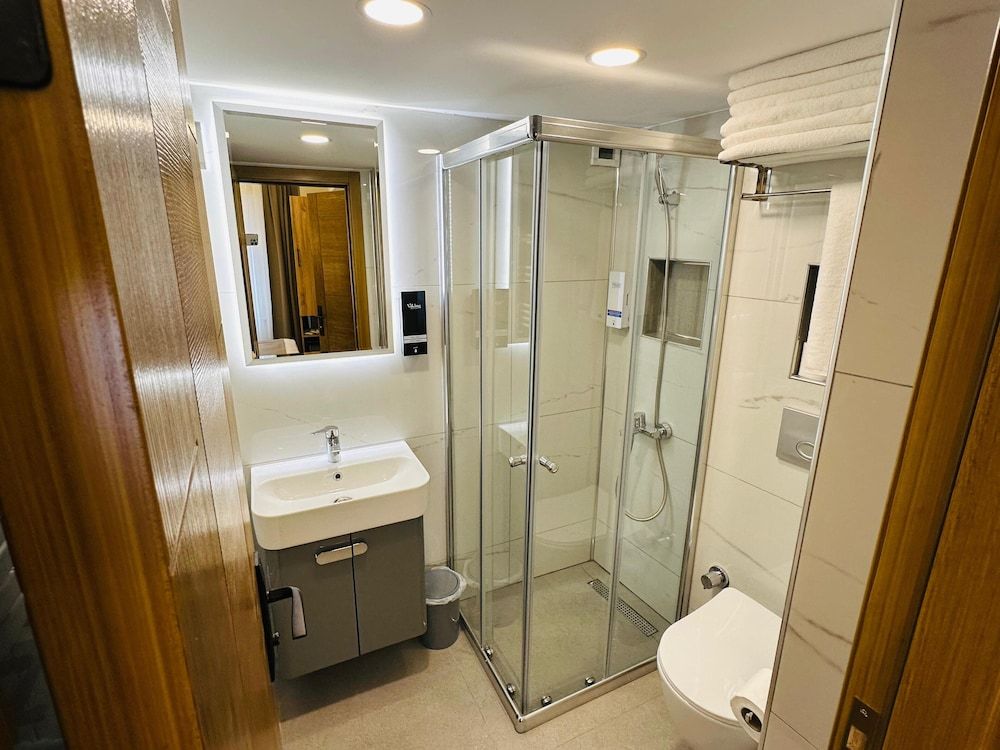 YAKIN PANSİYON Deluxe Twin Room 6