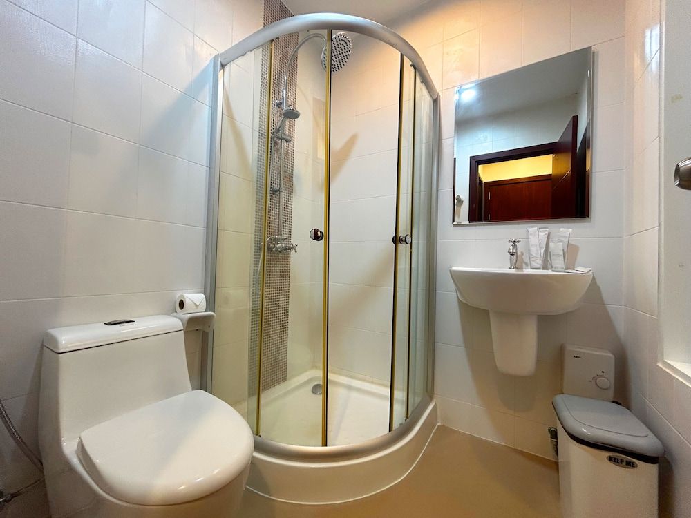 3BR Villa Rooftop Pool Gym Near BeachV28 Villa, Balcony 6