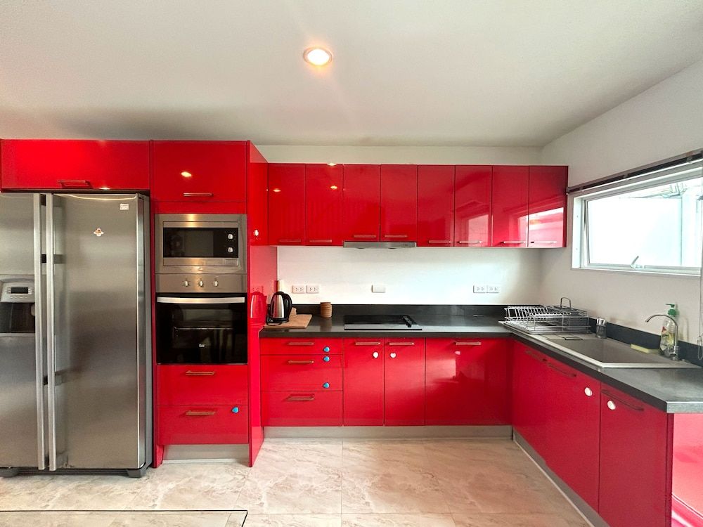 3BR Villa Rooftop Pool Gym Near BeachV28 Villa, Balcony 3