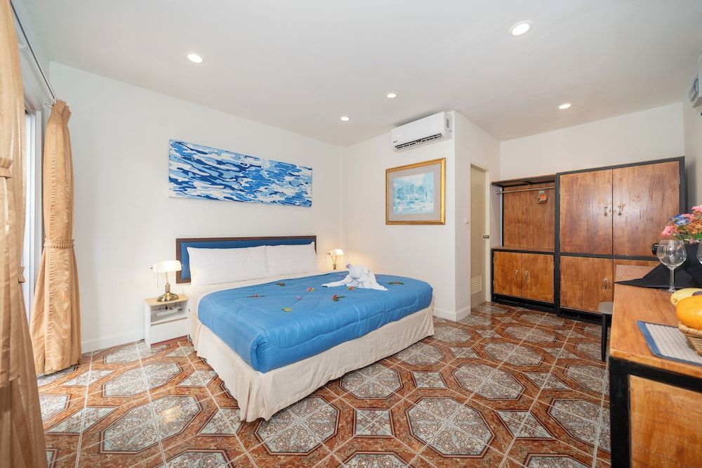 Oceanview Bungalows by EAT Standard Double Room 3