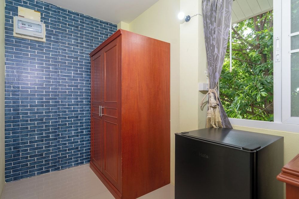 Oceanview Bungalows by EAT Deluxe Bungalow 5