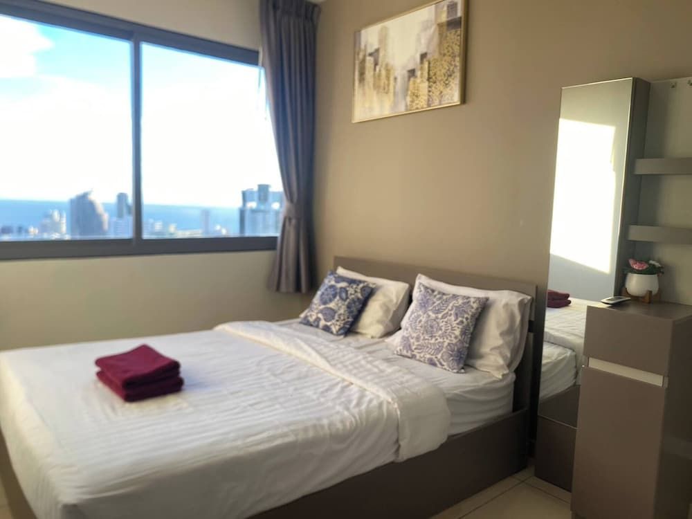 Apartment, 2 Bedrooms, Accessible, Smoking