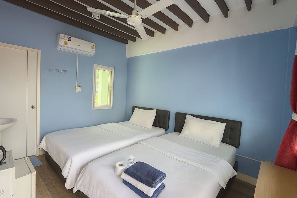 Twin Room, Private Bathroom