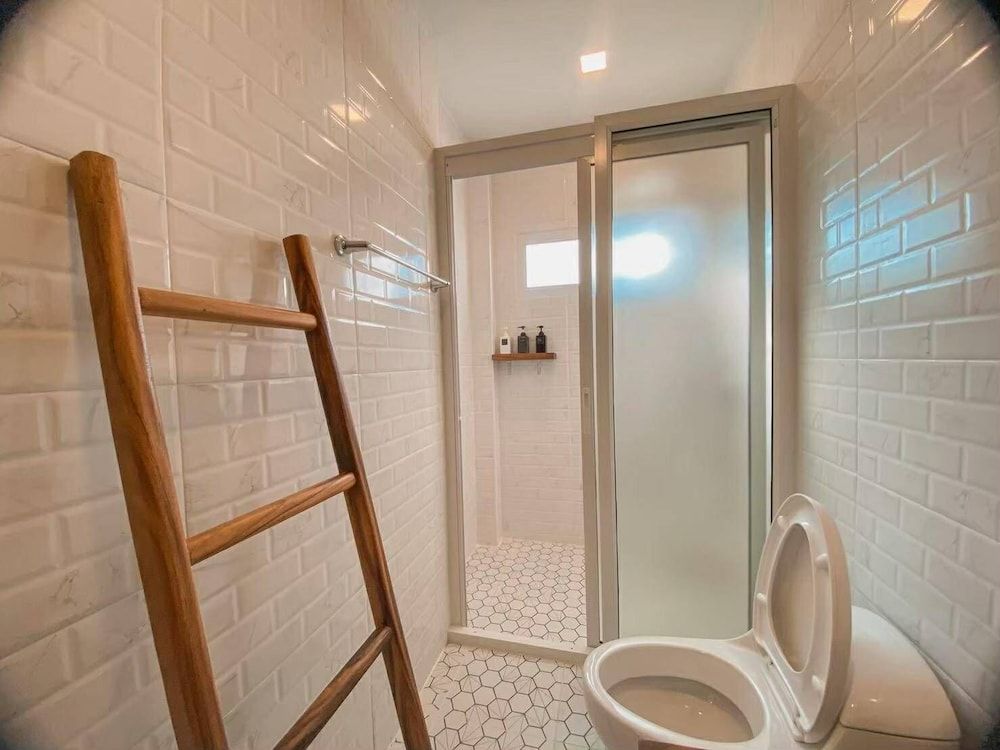 Buffalo Island Resort & Adventure Park Grand Double Room, Balcony, Pool View 14