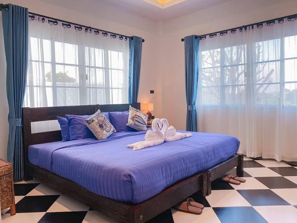 Buffalo Island Resort & Adventure Park Grand Double Room, Balcony, Pool View 2