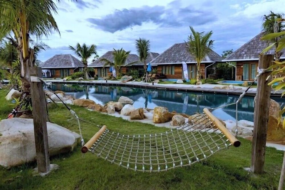 Buffalo Island Resort & Adventure Park Junior Suite, Balcony, Beach View 11