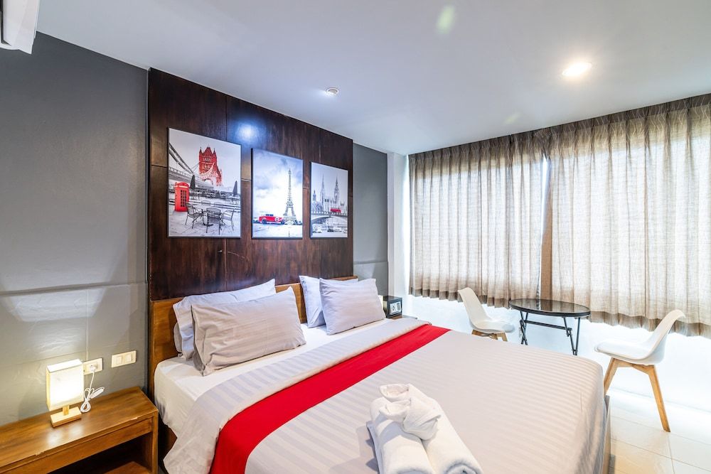 Phuket Five Fortune Holiday Hotel Superior Double Room, 1 King Bed, Sea View 6