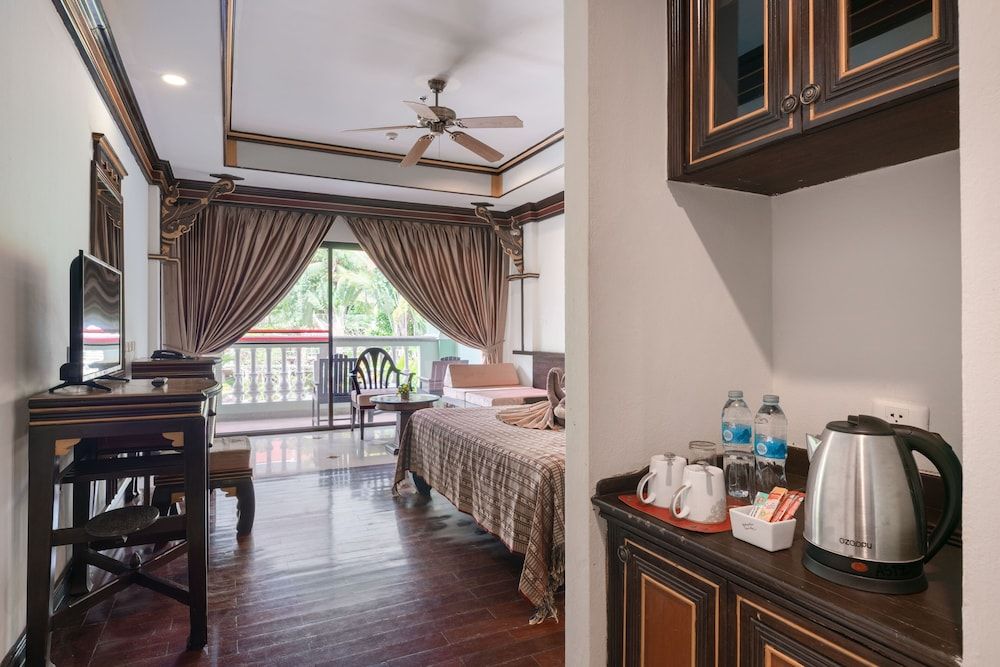 Le Ayodhaya Palace Krabi Beach Resort Deluxe Double Room, Balcony, Pool View 6