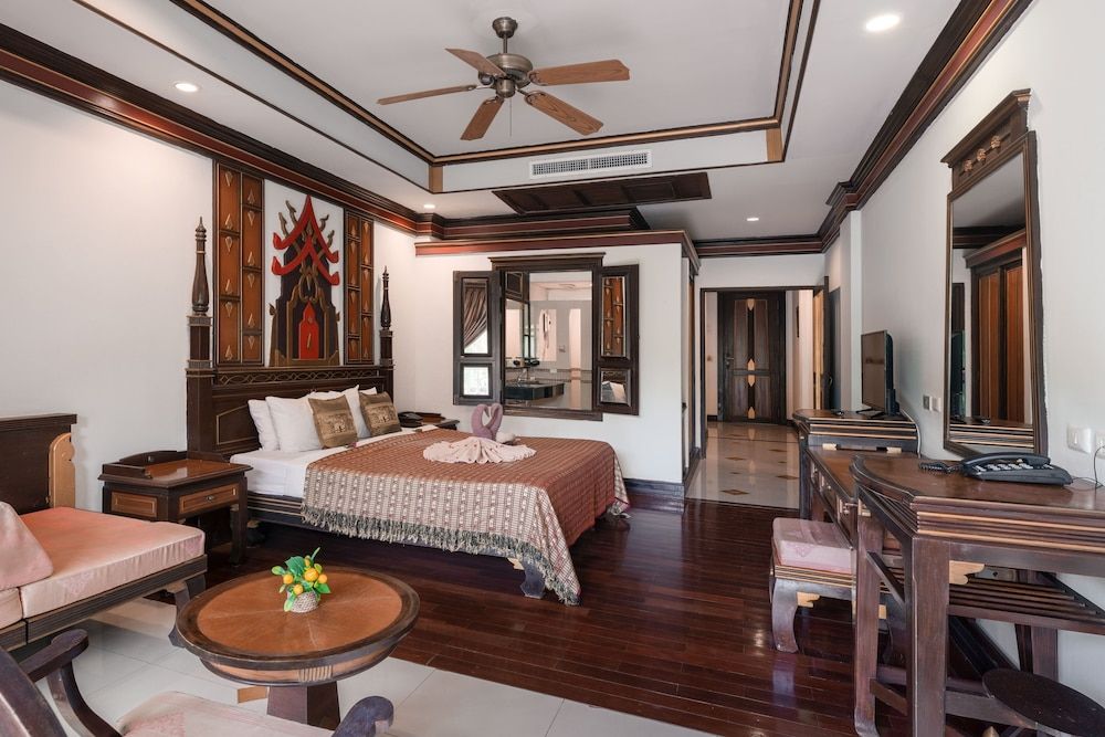 Le Ayodhaya Palace Krabi Beach Resort Deluxe Double Room, Balcony, Pool View 2