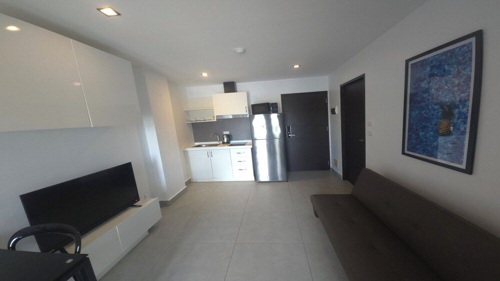 Tranquil Tide 1 BR T1-605 Apartment, Balcony, City View 35