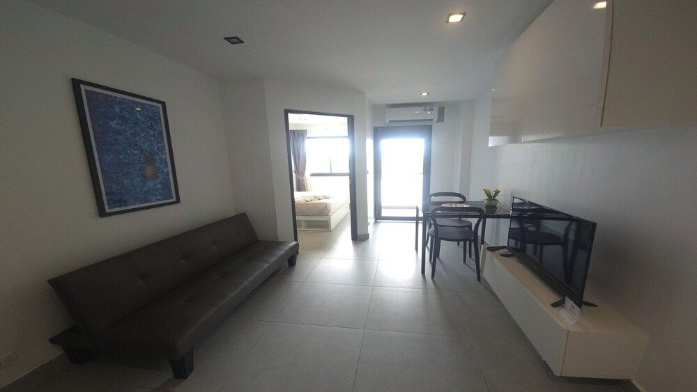 Tranquil Tide 1 BR T1-605 Apartment, Balcony, City View 42