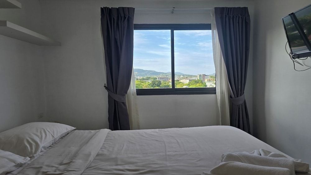 Tranquil Tide 1 BR T1-605 Apartment, Balcony, City View 25