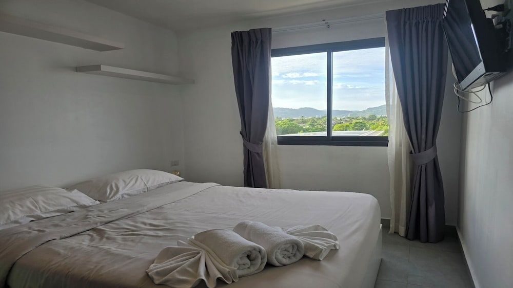 Tranquil Tide 1 BR T1-605 Apartment, Balcony, City View 24