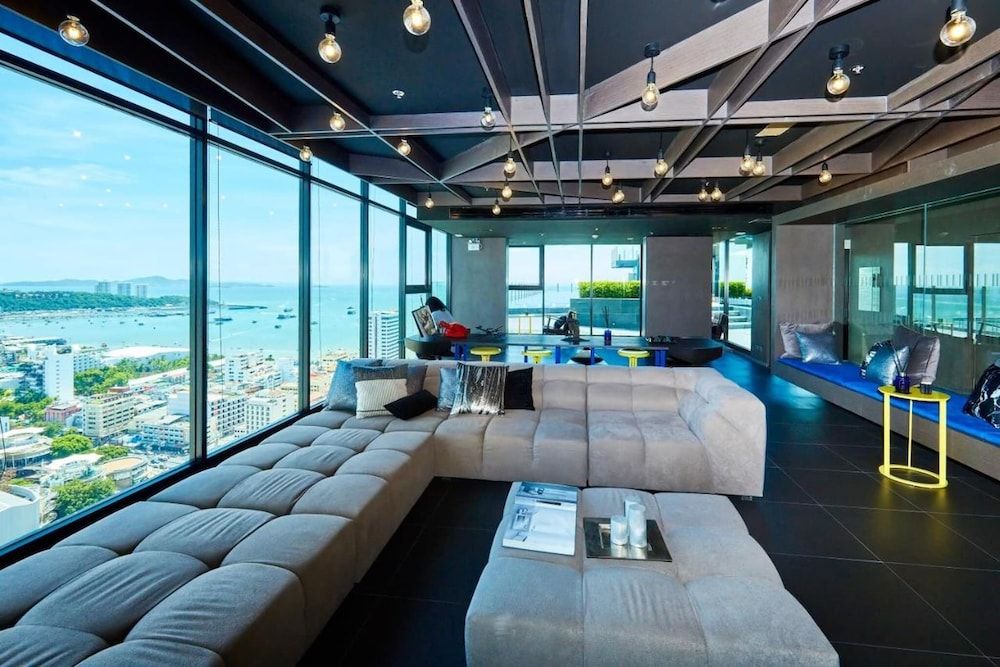 Best Pool With 360 View of Pattaya & Best Location Apartment, 1 Bedroom, Accessible, Smoking 40