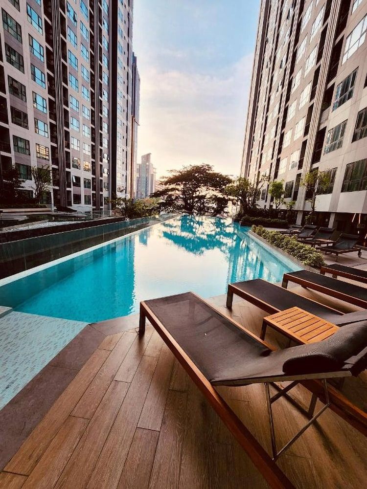 Best Pool With 360 View of Pattaya & Best Location Apartment, 1 Bedroom, Accessible, Smoking 18